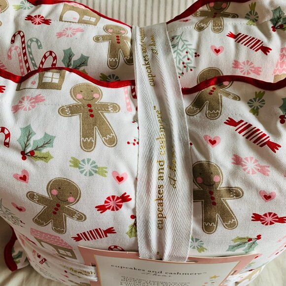 NEW Christmas Cupcakes & Cashmere Two Pink & Red Gingerbread Candy Cane Pillows - Picture 3 of 4